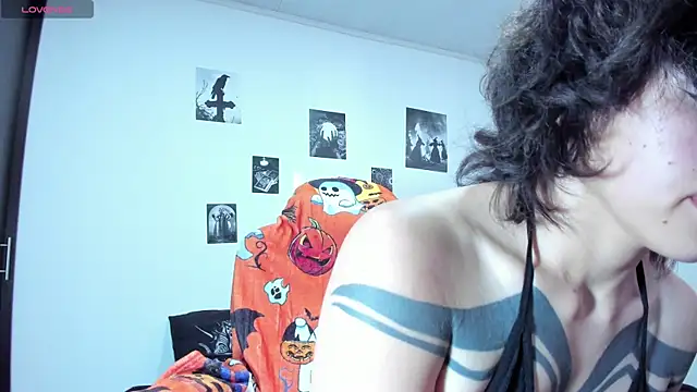 Yourgoddessbab3 live cam on StripChat