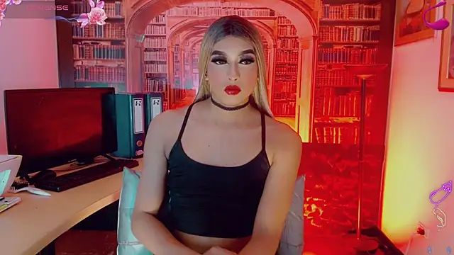 Amanda_Cax live cam on StripChat
