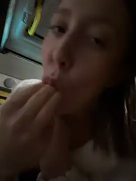 Sophie_Avory webcam