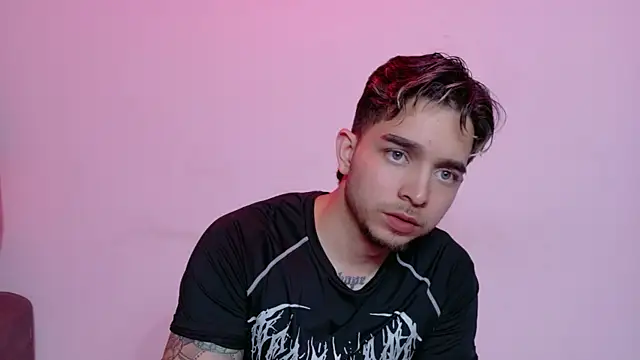 AliceandMax webcam