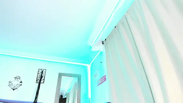 Anna_belly webcam