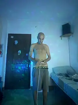 TORAKIKI79 webcam