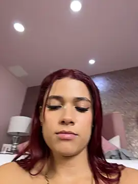 amber_sparkle webcam