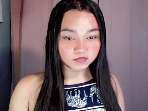 Eyes-on-me webcam