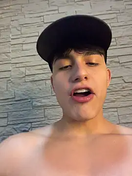 Lander_Cruz live cam on StripChat