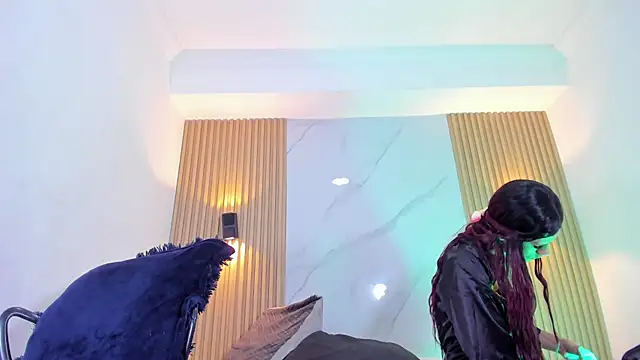 Miss_EmilyStar webcam