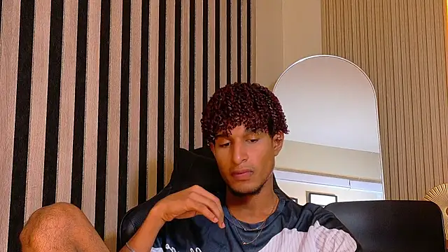 Alex_Bloom webcam