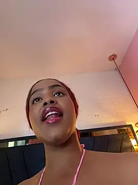 Ayla_Noir webcam