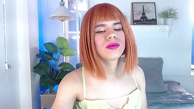 emma_cut3_ webcam