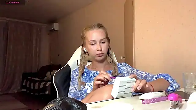 JoyBold webcam
