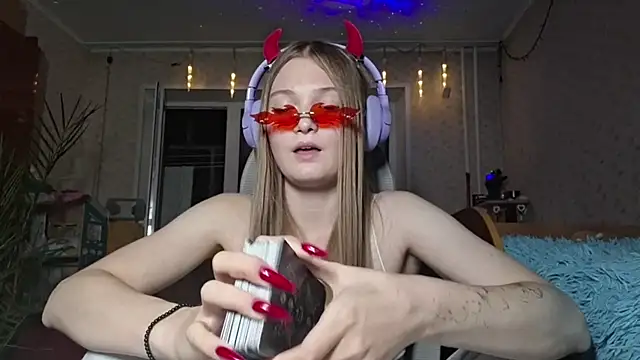 ZelmaSauage webcam
