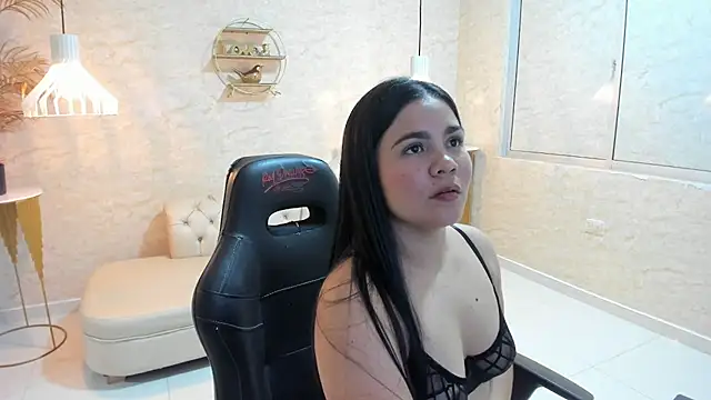 MiiaSaenz_ webcam