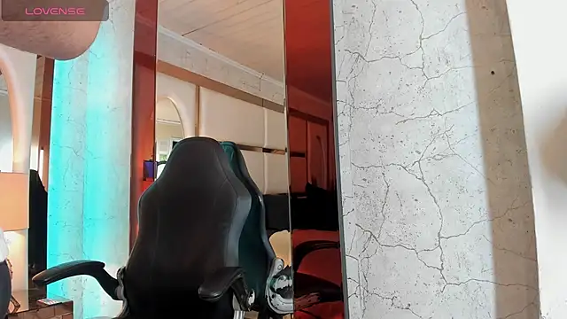 Raziel_Duskbane webcam