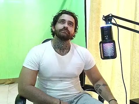 aronmiller404