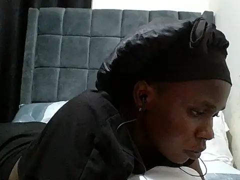 yummyychocolate_ webcam