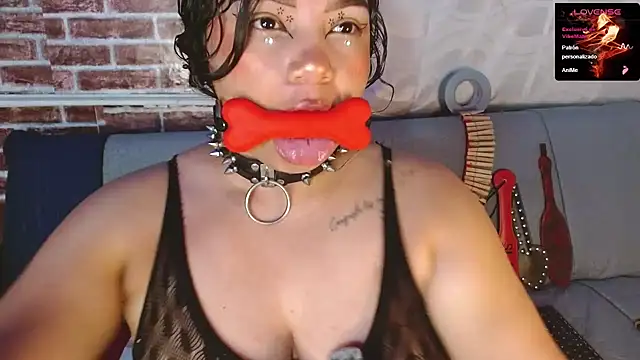 emma_bdsm_