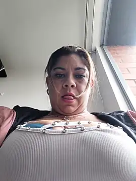 Laura-Hernandez