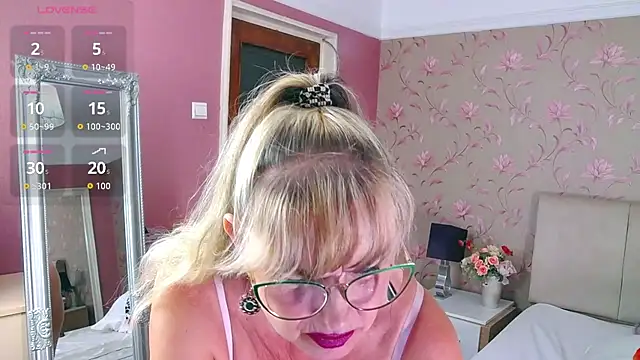 MatureMariah webcam