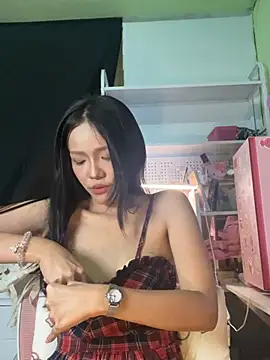 lolisky1478 live cam on StripChat