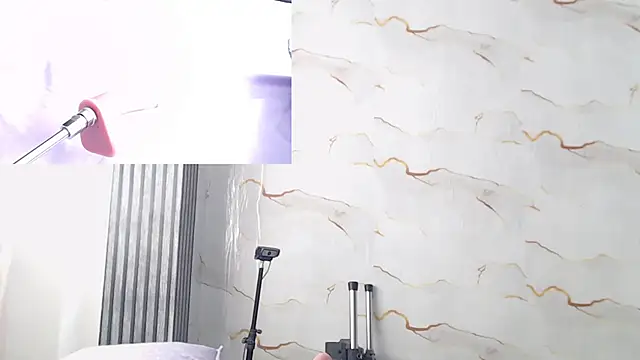 Emma_trons_