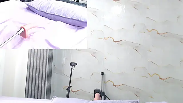 Emma_trons_ webcam