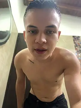 _Leo_Boy webcam