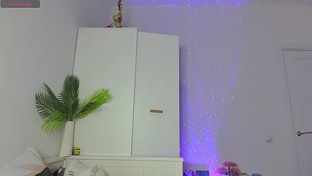 Tessa_Shy_ webcam