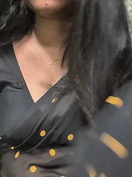 yours_anuu webcam