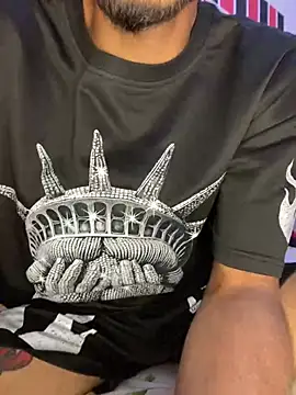 tanned_boy webcam