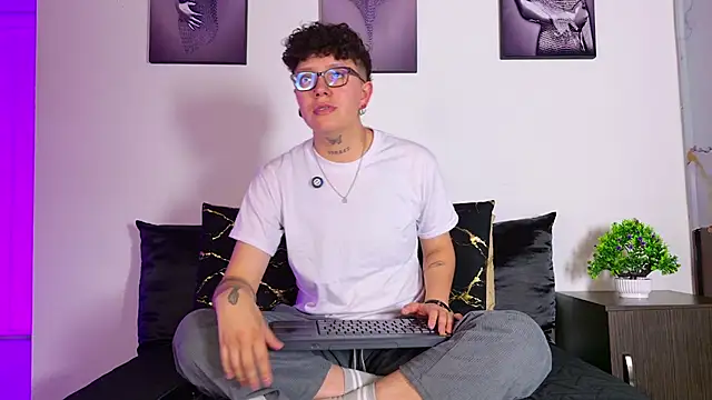 alex_noa webcam