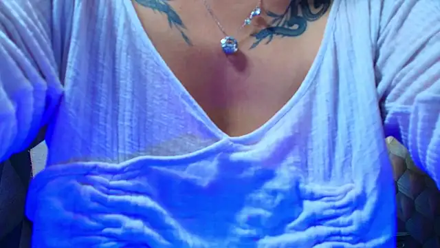 LiaHarryis webcam