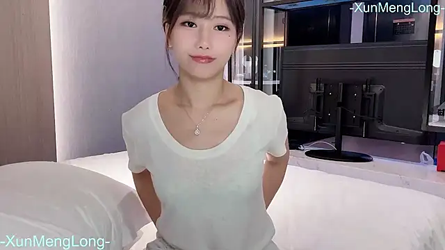 -XunMengLong- webcam