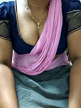 MaaliiiPonuTamil webcam