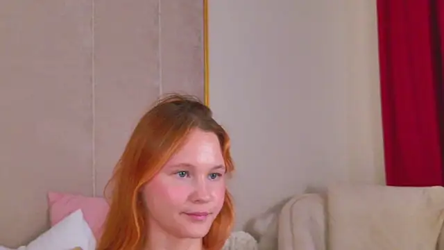 AmeliRoyse webcam