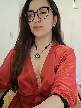 KattyHotson webcam