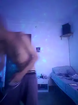 TORAKIKI79 webcam