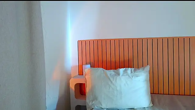 emma_web_ webcam