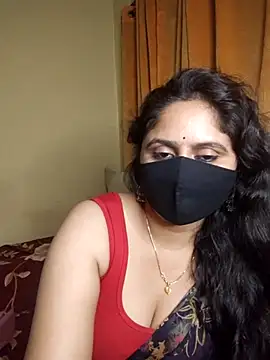Sravvi499 webcam
