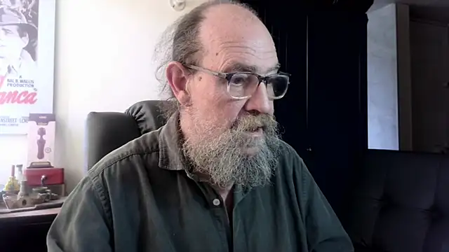 Uncle_Hottie webcam