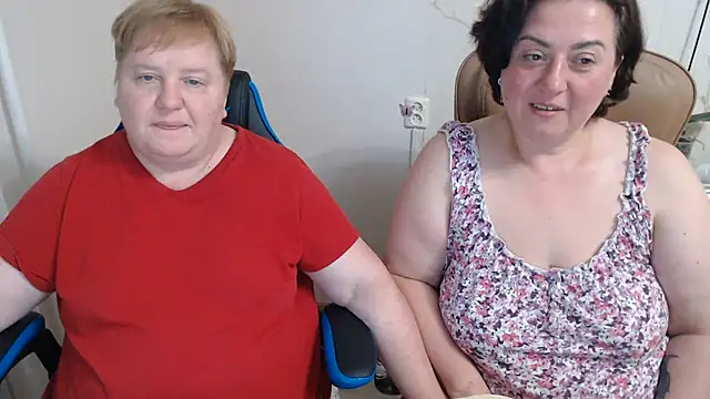 Lindy-Jeanie webcam