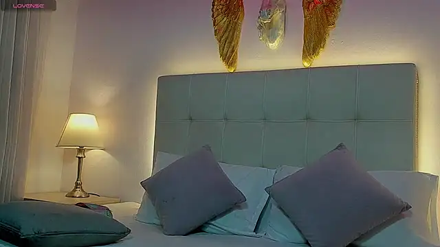 abigail_restrepo webcam
