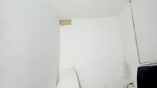 milkqueenboobs webcam