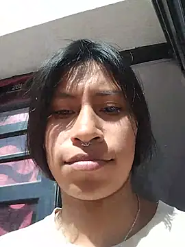 Pocahontas_Honey webcam
