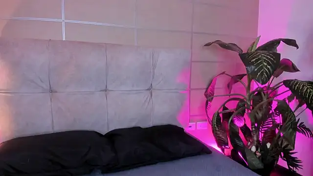 Milii_Rose webcam