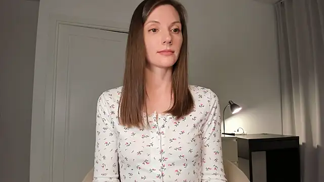 Shine__Anna webcam
