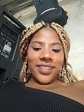 MelodieHart webcam