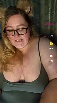 Iceprincess2bad4u webcam