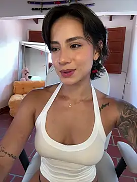 Ale_Lewis 🦓 webcam