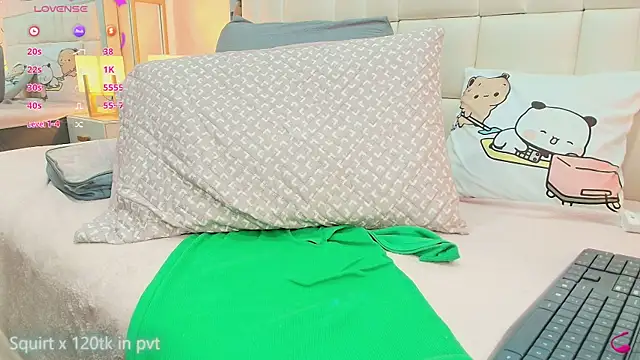 anahi_maite webcam