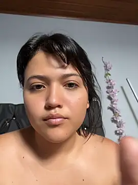 alisson_carolina73 webcam